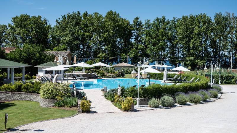 Ludwig-Boutique-Hotel-Bolsena-Details-Schwimmbad-CRI4664